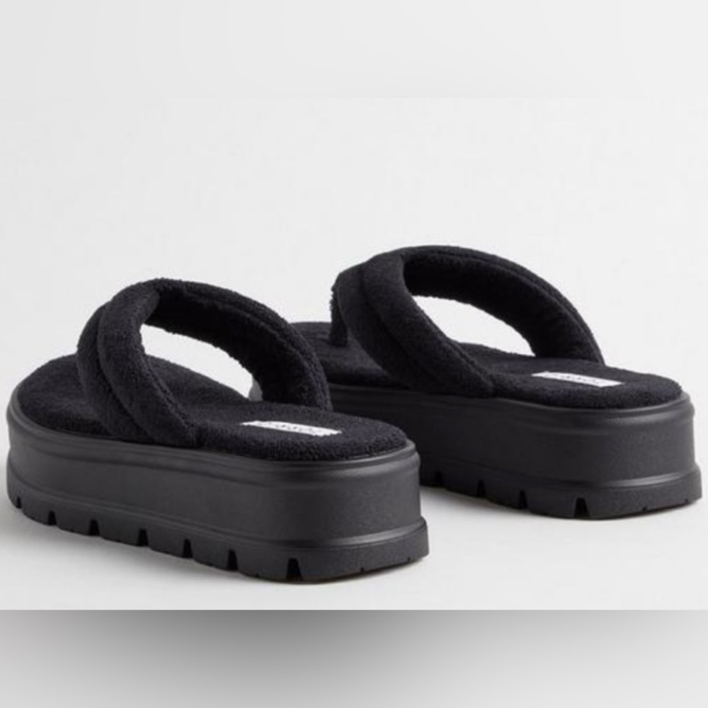 Torrid Black Terry Thong Flatform Sandal Flip Flops (WW) Size 8.5 - Picture 3 of 11